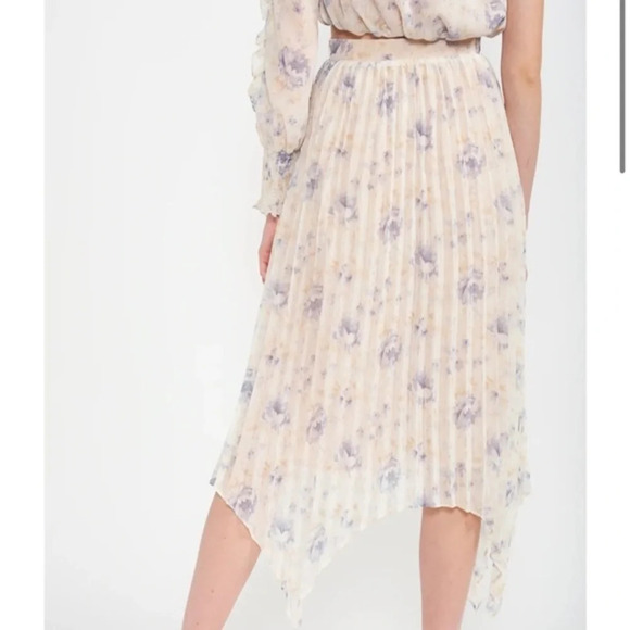 En Saison Kika Pleated Blue Floral Skirt Size S - Picture 2 of 11